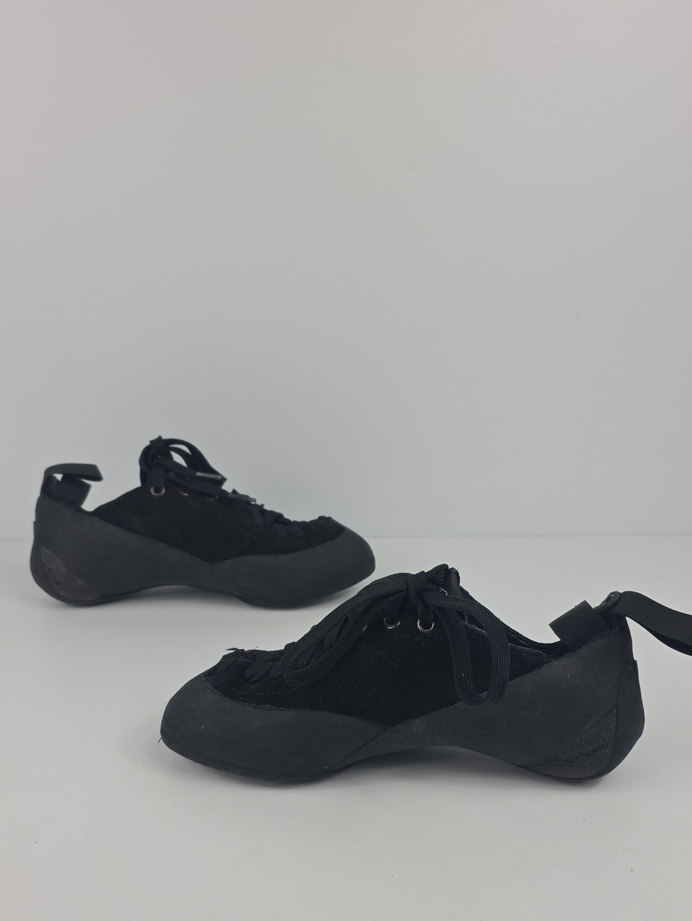 Five Ten Diamond Black Rock Climbing Women's Shoes Size 7.5 - Picture 3 of 13